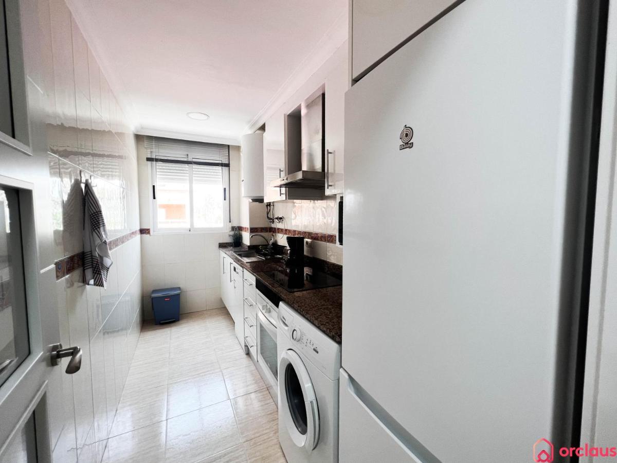 Modern Apartment In Front Of The Mediterranean Oropesa del Mar Exterior foto